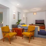 Dom wakacyjny 1 Bedroom Cozy In *