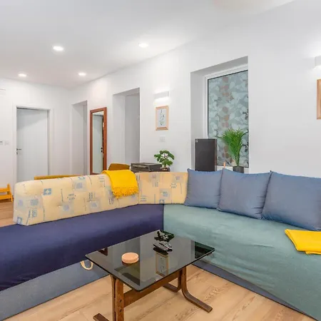 Holiday home 1 Bedroom In *
